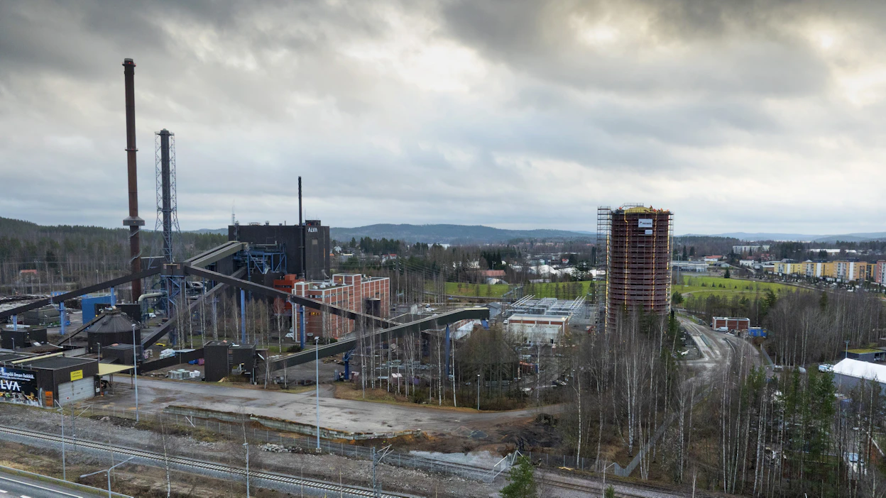 Kaukolämmön tuotantoa Jyväskylässä. Kuvituskuva.