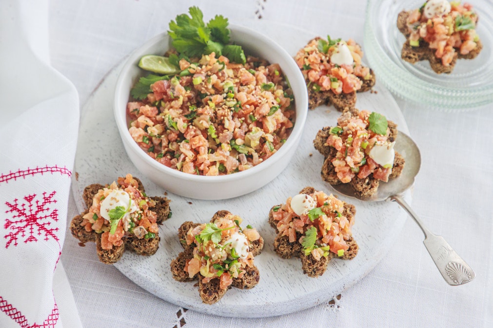 Tartar saa makua makeasta säilykeinkivääristä sekä tulisesta wasabista.