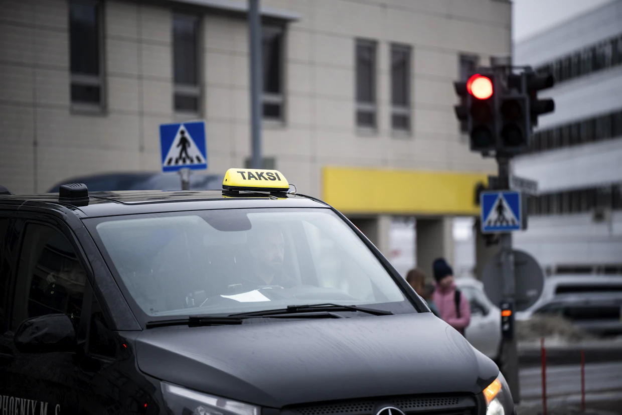 Liikennevalojen noudattamatta jättämisen seuraukset voivat olla tuhoisat.