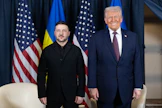 Presidentit tapasivat Sveitsin Davosissa Maailman talousfoorumin yhteydessä. LEHTIKUVA/AFP.
