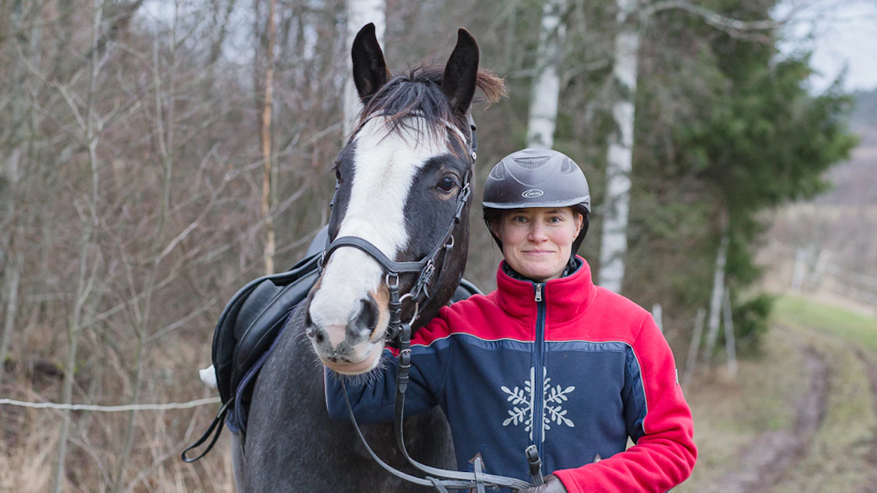 ”Carla-tamma opetti minua ja montaa muuta tallilamme erityisen paljon”, kertoo Jutta Kolehmainen yhdestä elämänsä tärkeistä ja kiehtovista hevosista.
