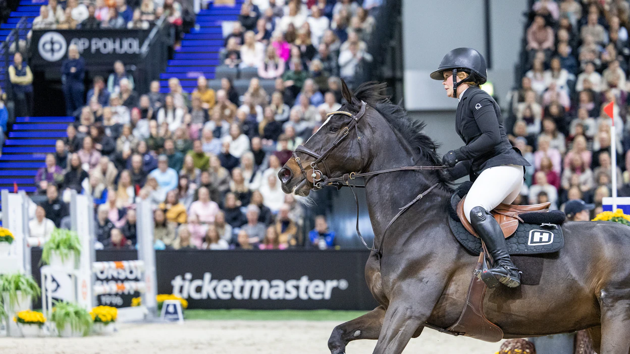 Petra Heikkinen ja Oechie-K tekivät hyvää työtä Helsinki International Horse Show’ssa.