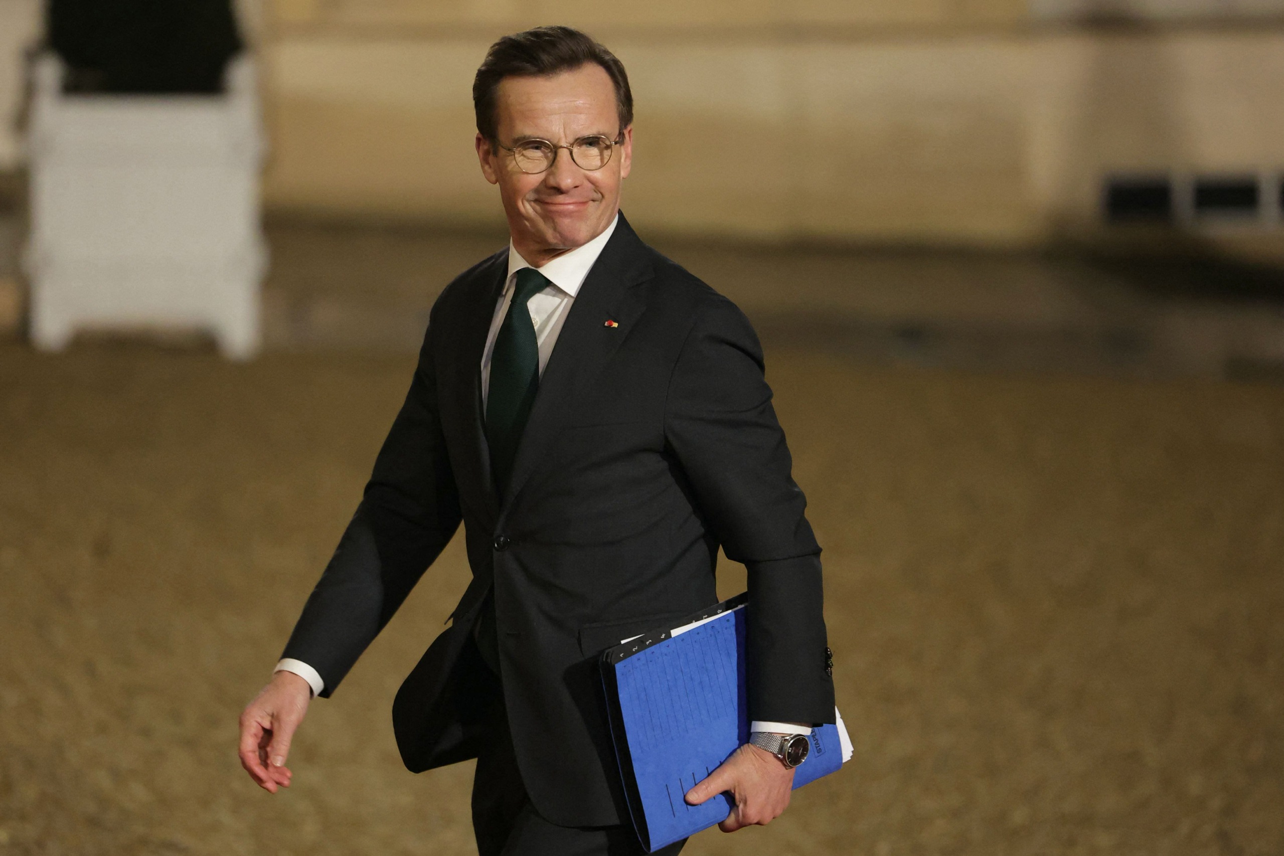 Ruotsin pääministerin Ulf Kristerssonin mukaan tapausta tutkivat viranomaiset pitävät hallituksen ajan tasalla. AFP/LEHTIKUVA. 