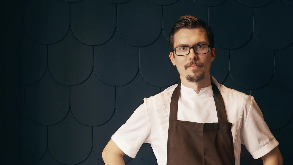 Huippukokki Ilkka Lääveri kilpaili Petteri Luodon parina arvostetussa Bocuse d'Or -kokkikilpailuissa Suomen edustajana vuonna 2005.