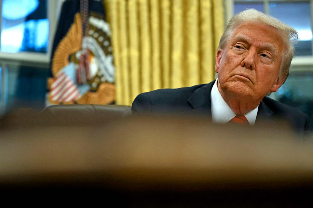 Yhdysvaltain presidentti Donald Trump ehdottaa, että Yhdysvallat voisi vaihtaa avustuksia Ukrainan luonnonvaroihin. LEHTIKUVA/AFP.