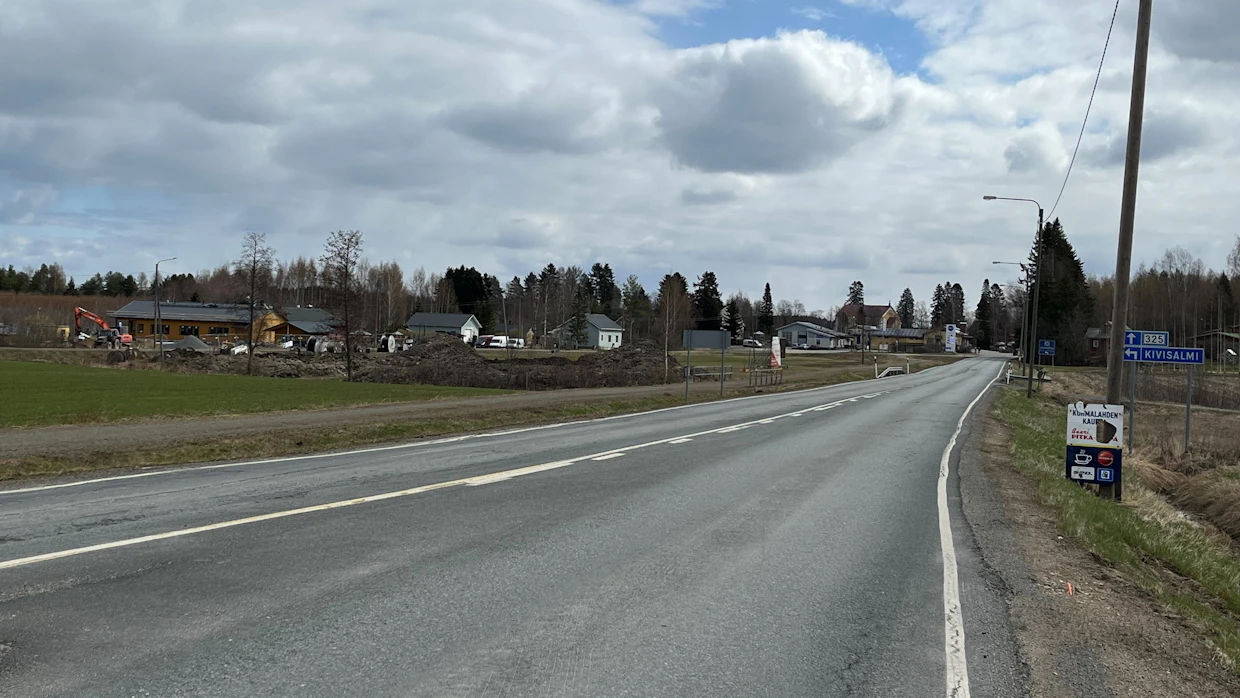 Kuhmalahden kirkonkylä sijaitsee Kangasalla Pirkanmaalla.