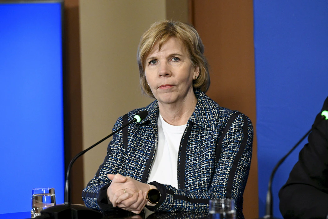 Henrikssonin mukaan myös puolueiden on keskusteltava keskenään pian samasta aiheesta, kun hallitusneuvottelut jatkuvat. Lehtikuva / Jussi Nukari.