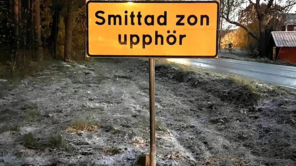 Rajoitusalueella kiellettiin kaikenlainen oleskelu, marjastus, sienestys, metsästys ja metsätyöt.