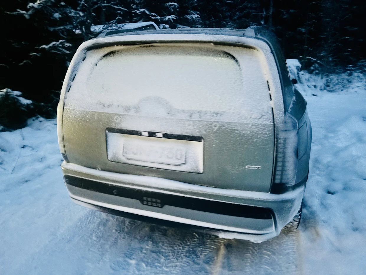 Talviajossa pysty takalasi kaipaa säännöllistä putsausta.