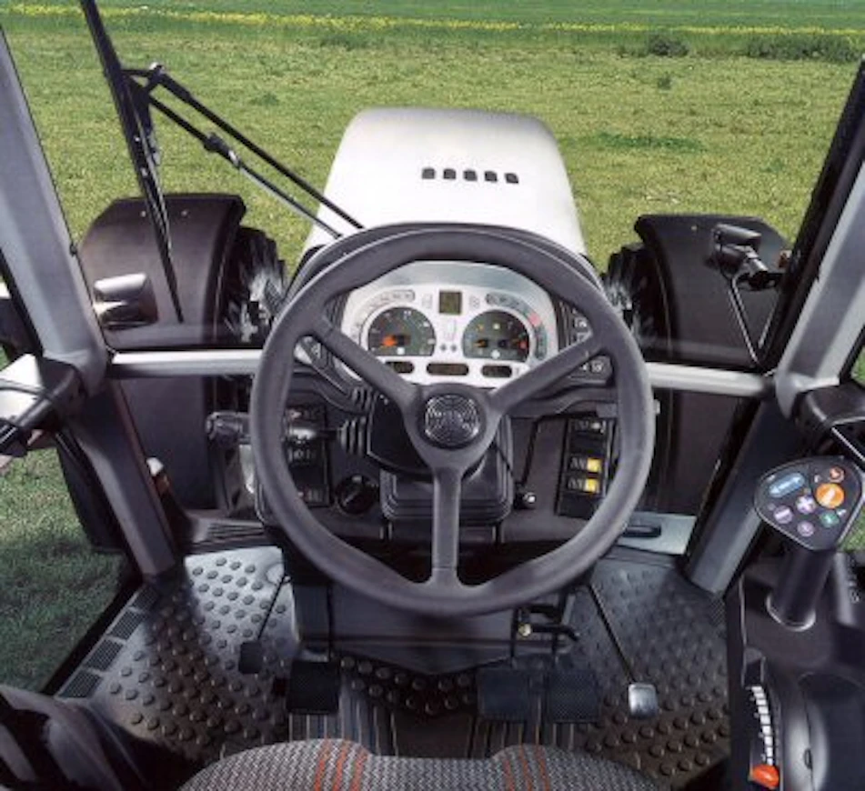05Steyr6195CVTohjaamo