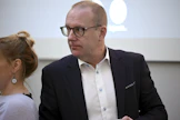 Tavallista palkansaajaa varallisuusvero ei Jarkko Elorannan mukaan juuri koskettaisi. LEHTIKUVA / ANTTI AIMO-KOIVISTO. 