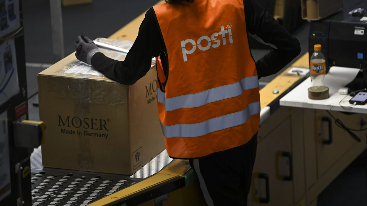 Kaupankäynti Postin osakkeella alkaa Helsingin pörssin päälistalla 14. lokakuuta. LEHTIKUVA / Emmi Korhonen.