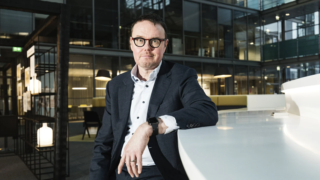 Organisaatioiden on itse tarkistettava, kuuluuko niiden toiminta ilmoitusvelvollisuuden piiriin, sanoo rekisterinviranomaisena toimivan Valtiontalouden tarkastusviraston pääjohtaja Sami Yläoutinen. Lehtikuva / Roni Rekomaa.