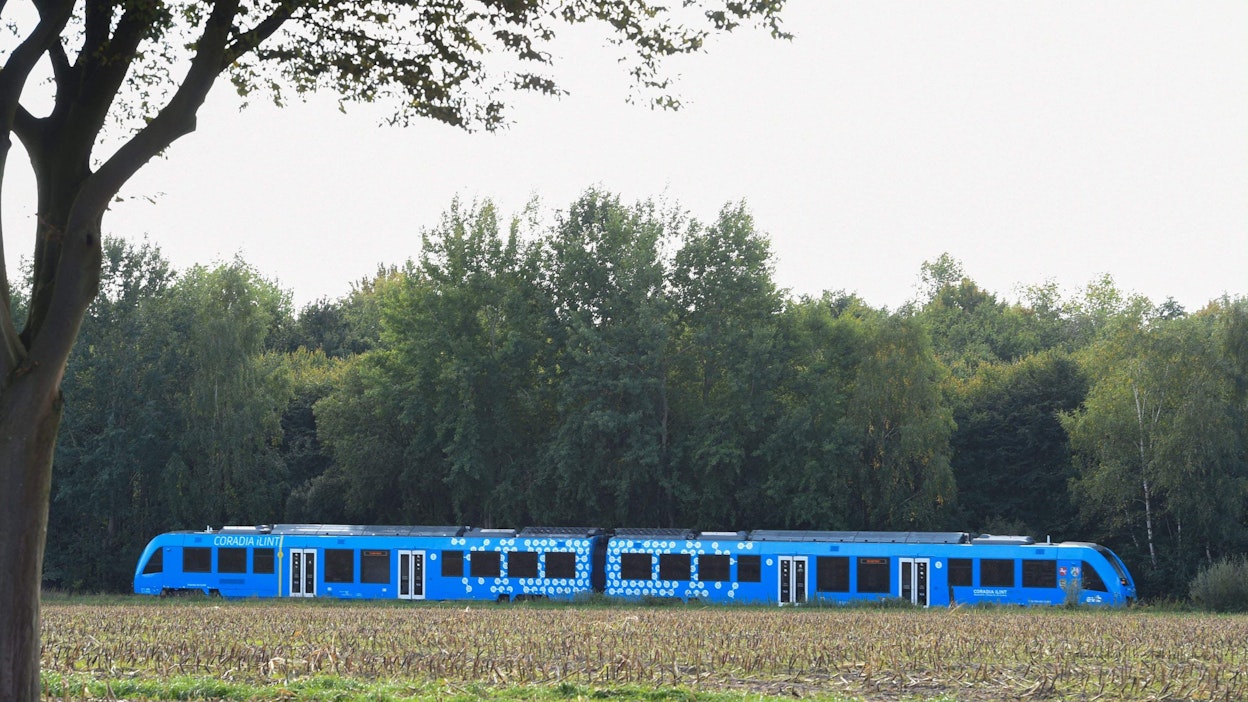 Alstomin valmistama vetyjuna aloitti paikallisliikennöinnin Saksassa jo vuonna 2018. Lehtikuva/AFP. 