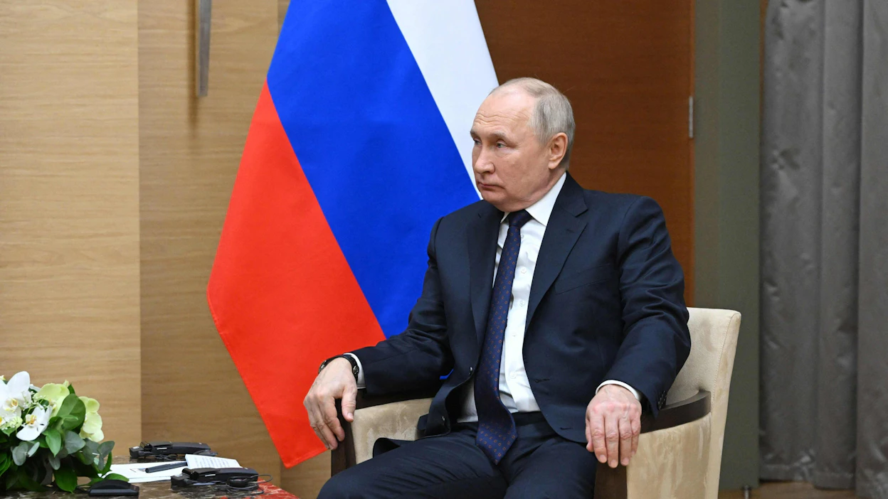 Venäjän presidentti Vladimir Putin allekirjoitti hiljattain lain, jolla Venäjä vetää pois ratifiointinsa kaikki ydinkokeet kaikkialla kieltävästä kansainvälisestä sopimuksesta. Lehtikuva/AFP.