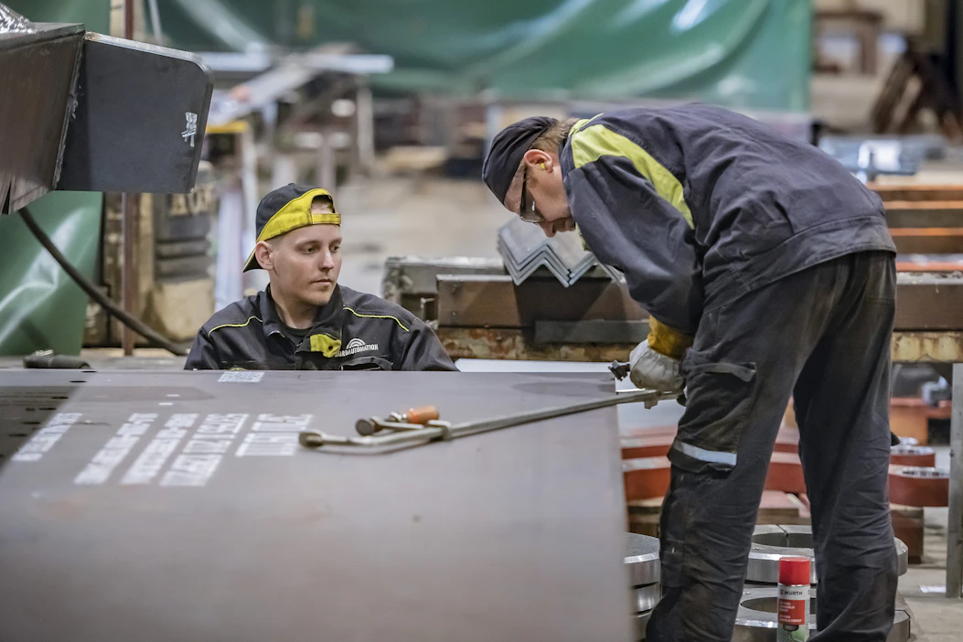 Järvi-Pohjanmaan yritykset kärsivät työvoimapulasta. Pulaa helpottamaan on käynnistetty Työ etsii tekijäänsä -hanke.