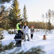 Erätarkastajat tarkastivat noin 7 000 luonnossa liikkujaa vuonna 2023. Kuvan henkilöillä asiat olivat kunnossa.