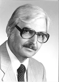 Jouko J. Salminen toimi viimeksi Maatalouskeskusten Liiton toimitusjohtajana vuosina 1979–1987.