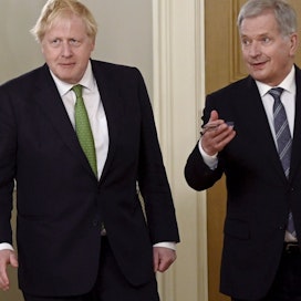 Iso-Britannian pääministeri Boris Johnsonin ja presidentti Sauli Niinistön tapaamisessa sovittiin pitkälle menevästä sotilaallisesta yhteistyöstä mahdollisessa hyökkäystilanteessa.
