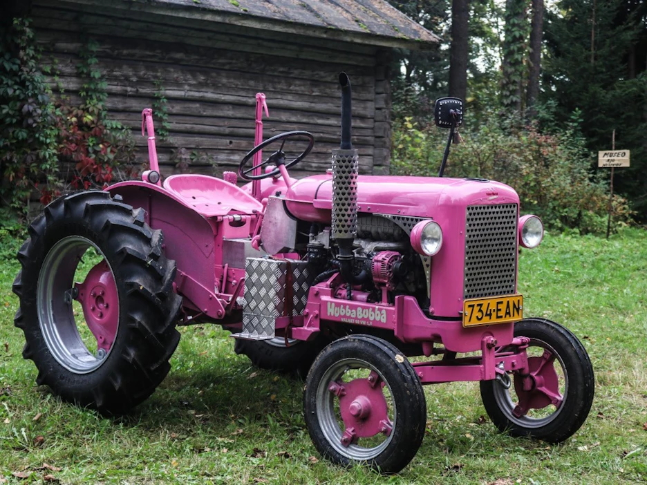 Pelastettu Valmet 20 on yksi Classic Motorshown yleisöäänestyksen finalisteista.