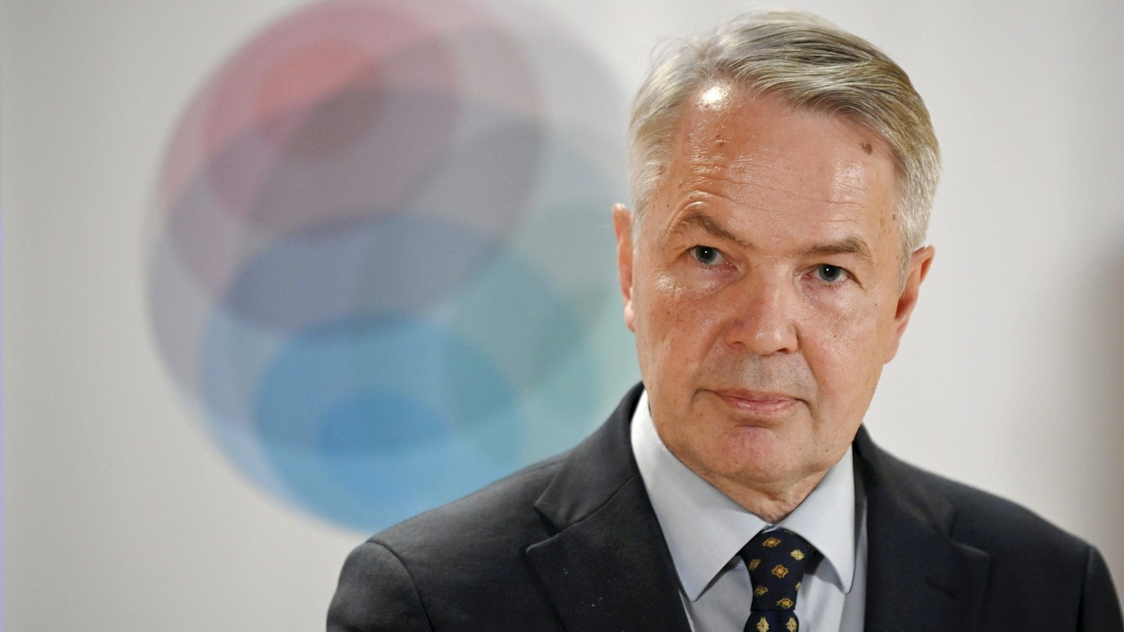 Haaviston mukaan Venäjän tulee välittömästi vetää joukkonsa ja muu sotilasmateriaali pois Zaporizhzhjan voimalan alueelta. Lehtikuva / Markku Ulander.