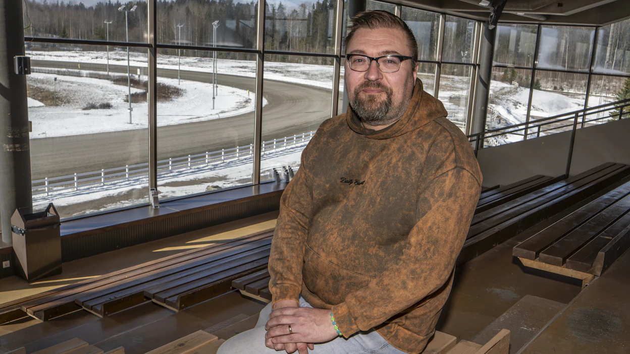 Mitja Nummenmaa on toiminut Hevosenomistajayhdistyksen toiminnanjohtajana jo yli 25 vuotta.