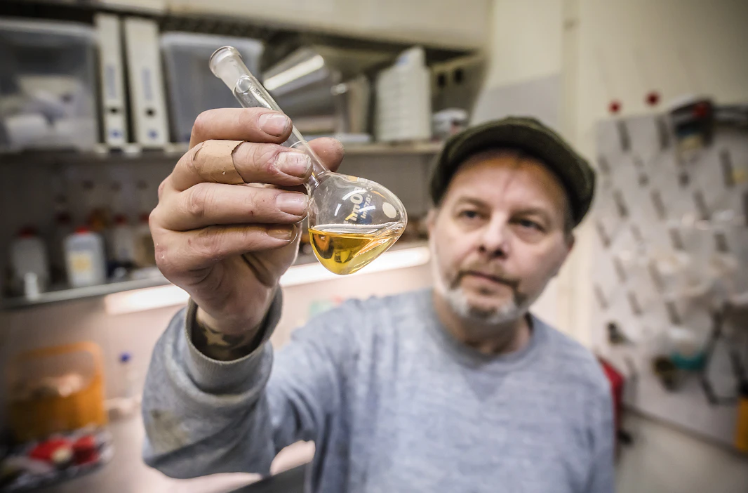 Pirulan juomavalikoima on laajentunut viinien ja siiderijuomien lisäksi myös limonadeihin. Seuraavaksi tehdään oma olut, Petri Rintala kertoo. Juomia kehitetään Ylistaron vanhan koeaseman tiloissa.