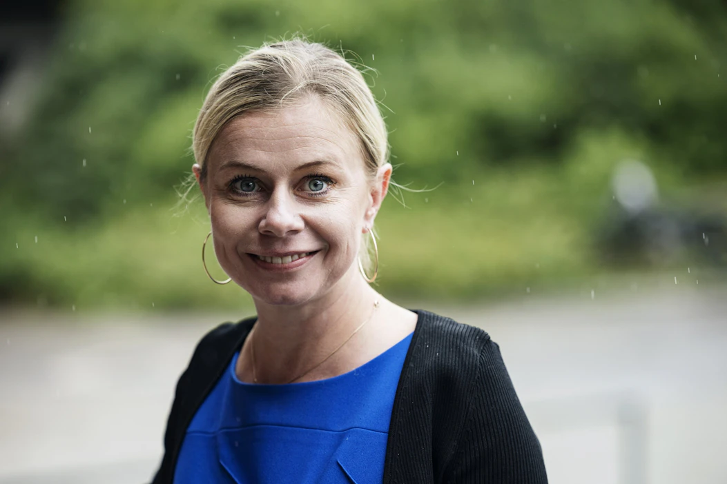 Suomen Urheiluliiton puheenjohtaja Riikka Pakarinen ajattelee, että EM-kisoista pitäisi rakentaa tässä repivässä ajassa suomalaisia yhdistävä tapahtuma. Lehtikuva / Roni Rekomaa.