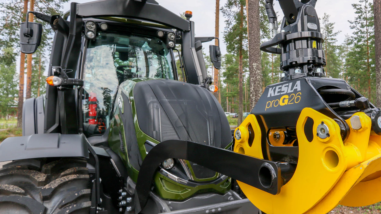 Kesla valmistaa muun muassa metsäkoneita, mutta on laajentanut tuotantoaan myös puolustusteollisuuden ajoneuvoihin.