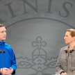 Grönlannin pääministeri Jens-Frederik Nielsen (vas.) ja Tanskan pääministeri Mette Frederiksen ottivat kantaa Grönlannin tilanteeseen mediatilaisuudessa Kööpenhaminassa. LEHTIKUVA / AFP.