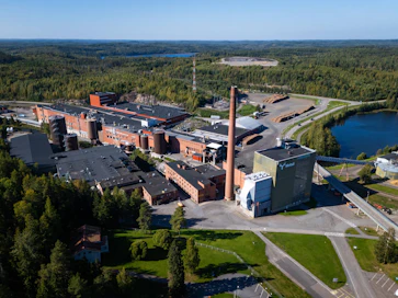 Rautjärvellä sijaitseva Metsä Boardin Simpeleen kartonkitehdas.