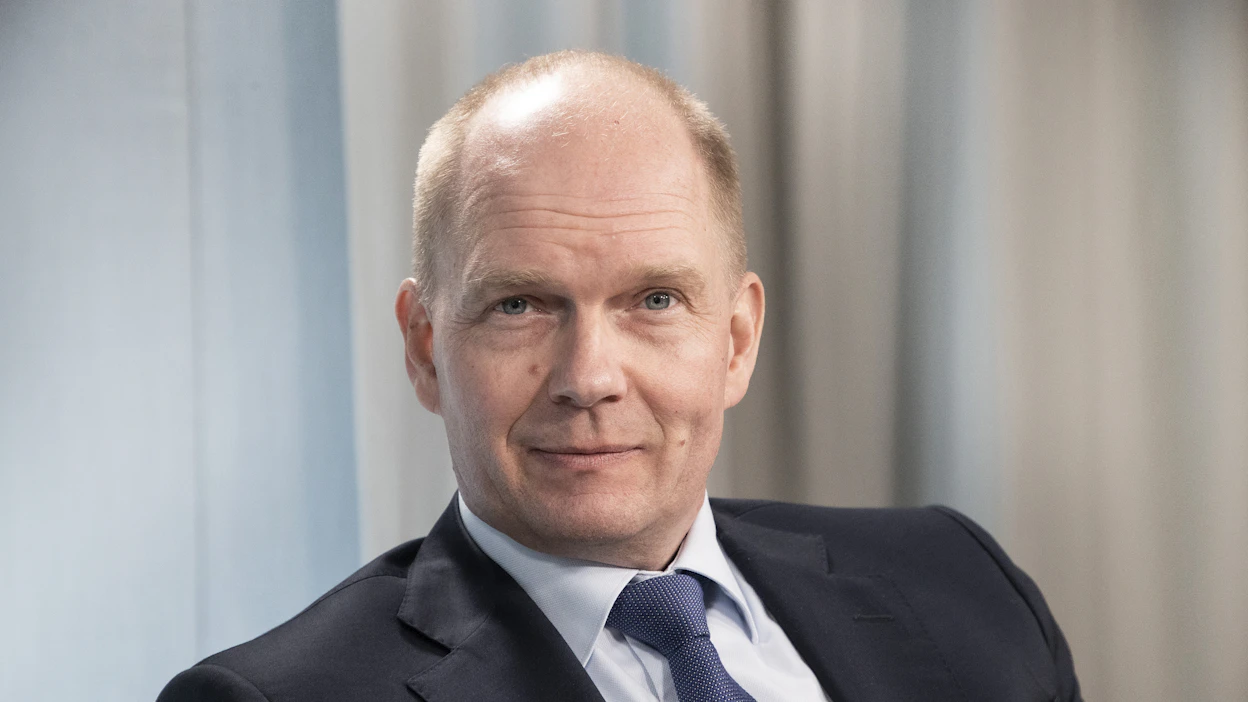 Mikko Käkelä on työskennellyt tasan kaksi vuotta Elintarviketeollisuusliiton johdossa. Hän kuvailee aikaa antoisaksi, joskin hengästyttäväksi koronakriisin ja Ukrainan sodan vaikutusten takia.