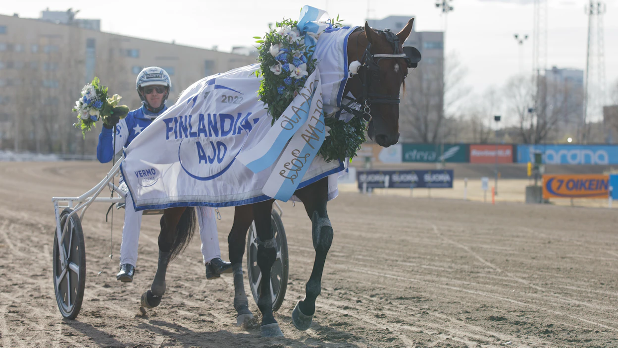 Viime vuonna Finlandia-ajon voitti Cokstile, jota ohjasti Christoffer Eriksson.