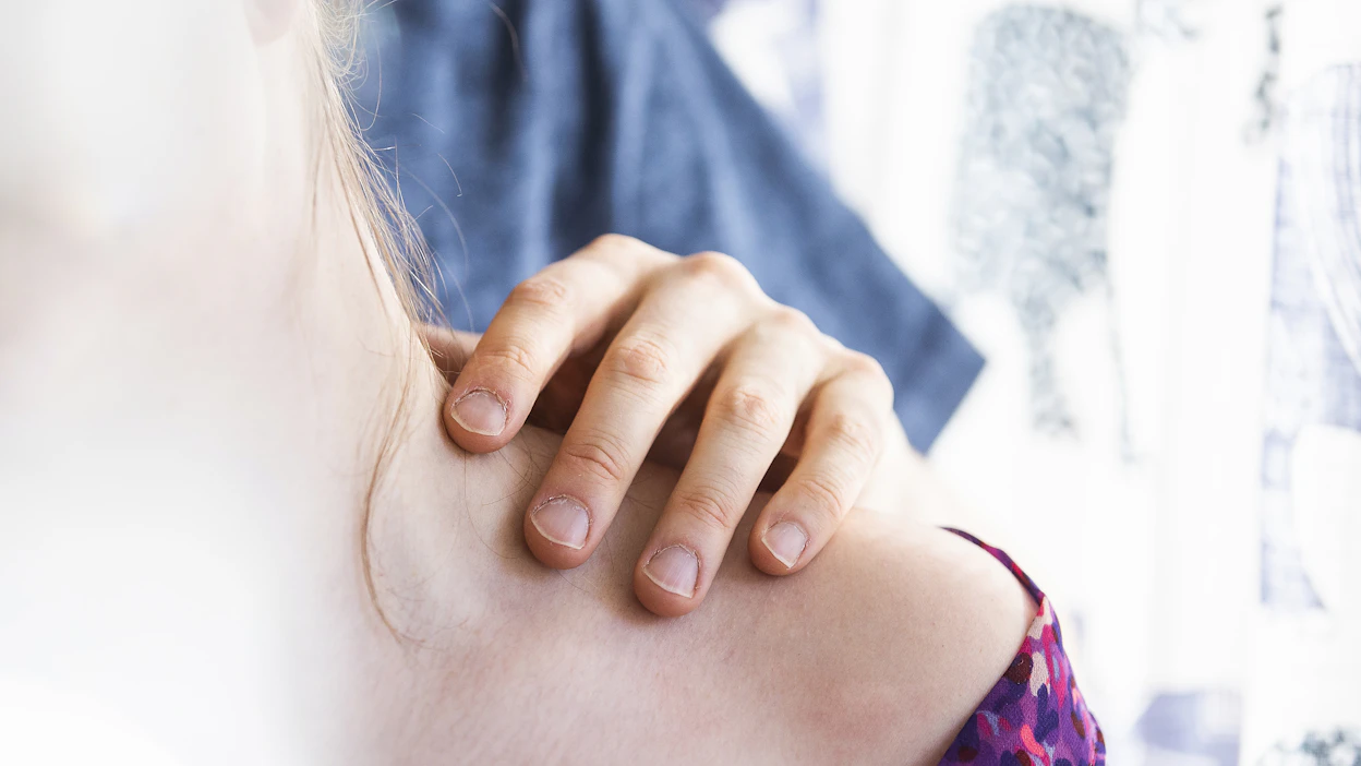 Erilaiset seksiin liittyvät ongelmat ovat melko yleisiä. Johanna Sassalin terapiatyössä yksittäisenä asiakasryhmänä nousevat esiin pienten lasten vanhemmat.