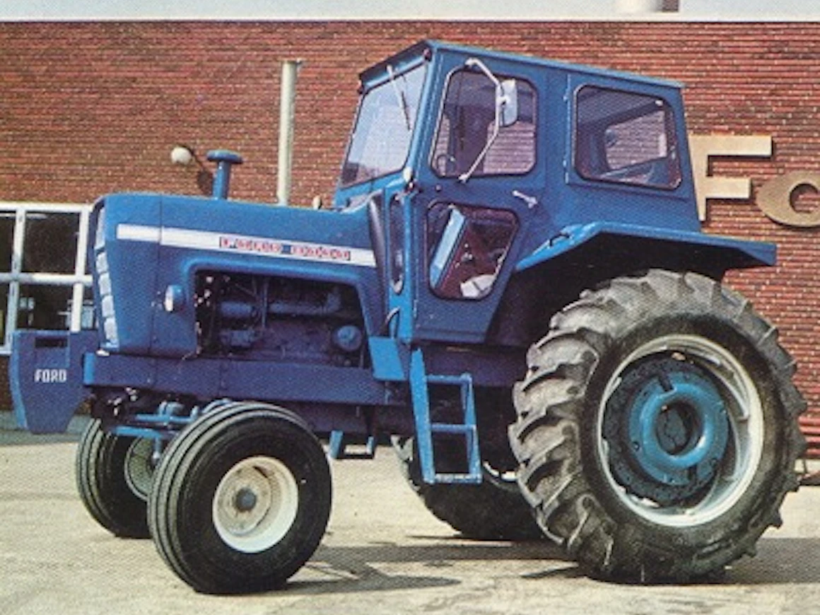 72Ford8000