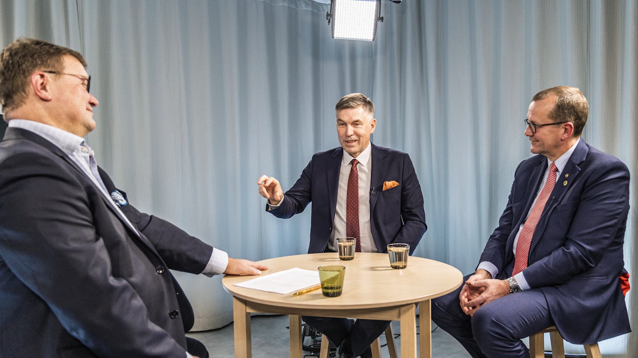 Päätoimittaja Jouni Kemppainen haastatteli Juha Marttilaa ja Pekka Pesosta MT:n studiolla.