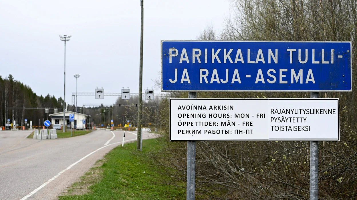 Rajavartioston tiedotteen mukaan ihminen oli ylittänyt Suomen rajan Parikkalassa maastoteitse. LEHTIKUVA / Vesa Moilanen.