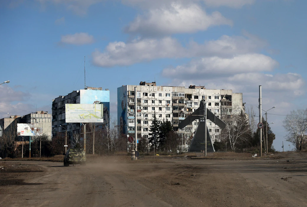 Venäjä ja Ukraina ovat käyneet kuukausikaupalla raskaita taisteluja erityisesti Bahmutin hallinnasta. LEHTIKUVA/AFP.
