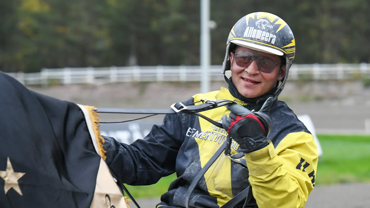 Kriteriumin voitto God Hyperionilla kuului Henri Bollströmin kauden kohokohtiin.