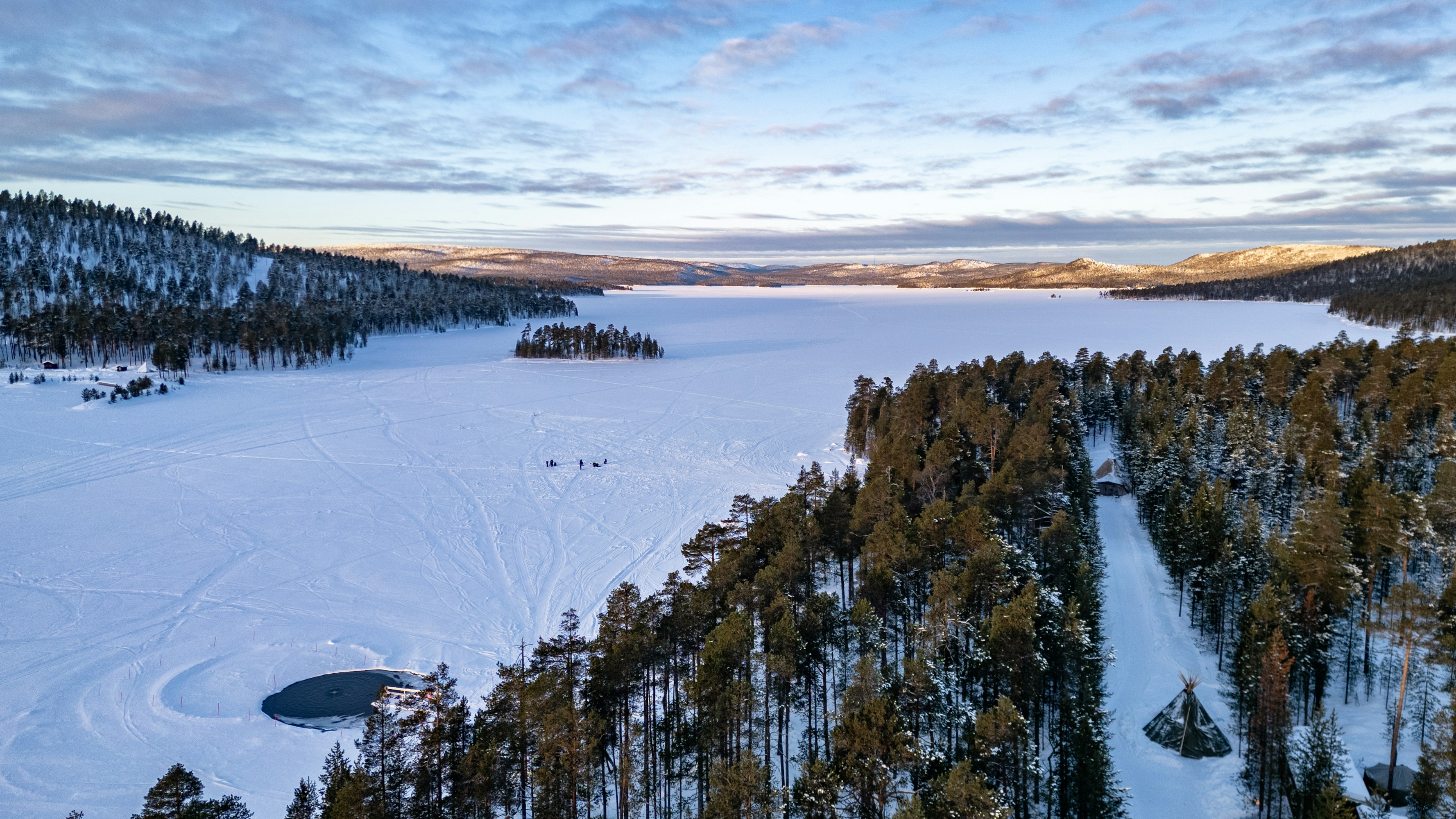 Inarissa on hyvät puitteet niin mainoskuvauksille kuin matkailupalveluiden järjestämiseen.