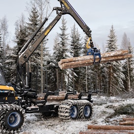 EU:n ennallistamisasetusta pidetään huonona sekä suomalaisen metsä- että maatalouden kannalta.