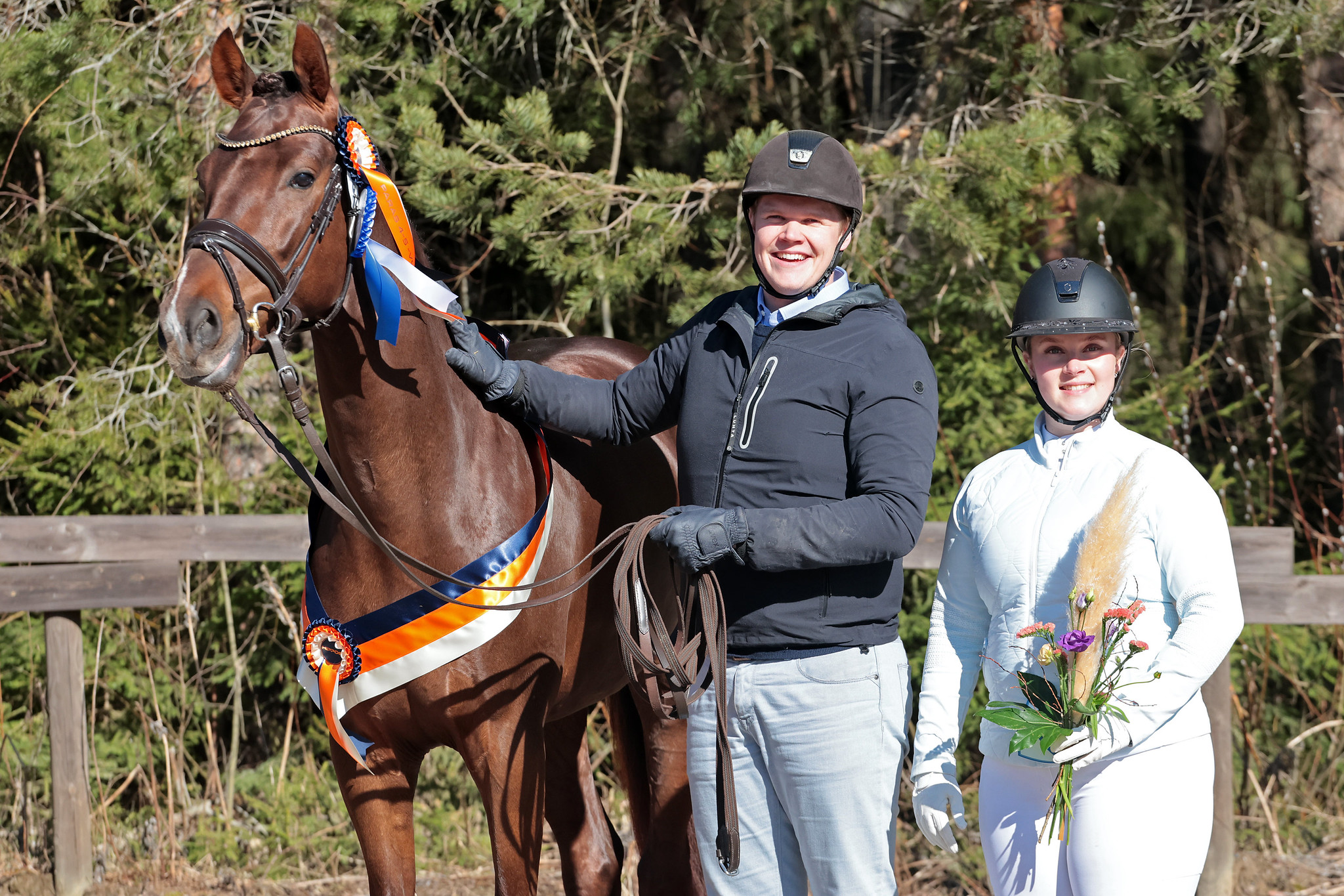 Sunrays Flowerin esittivät Kalle Kokkonen ja sen omistaja Olivia Vliek.