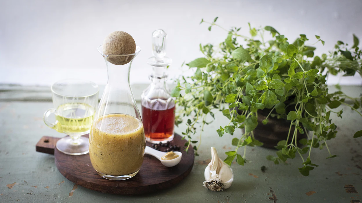 Vinaigrette eli ranskalainen salaattikastike on öljypohjainen peruskastike salaatille. Sitä voi myös varioida eri tavoin maustamalla ja höystämällä.