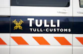 Tullin mukaan yrityksen epäillään ilmoittaneen tavaran arvon todellista pienemmäksi.  LEHTIKUVA / ANNI ÅGREN. 