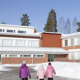 Savonrannan koulun yläkoululaiset siirtyvät ensi syksynä yli 30 kilometrin päähän Kerimäen kouluun. 