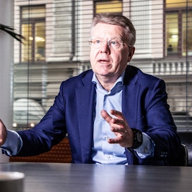 Jyri Häkämiehen mielestä työntekijät kohdistavat kiukkunsa väärään osoitteeseen eli työnantajiin, jos ongelmana on vaaleilla valittu hallitus.