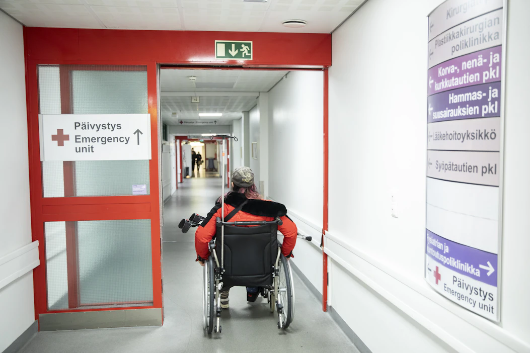 Yksi ajankohtainen asia on ympärivuorokautisen perusterveydenhuollon ja akuuttilääketieteen päivystyksen lakkauttamisehdotus, joka uhkaa heikentää seutukaupunkien terveyspalvelujen saatavuutta.
