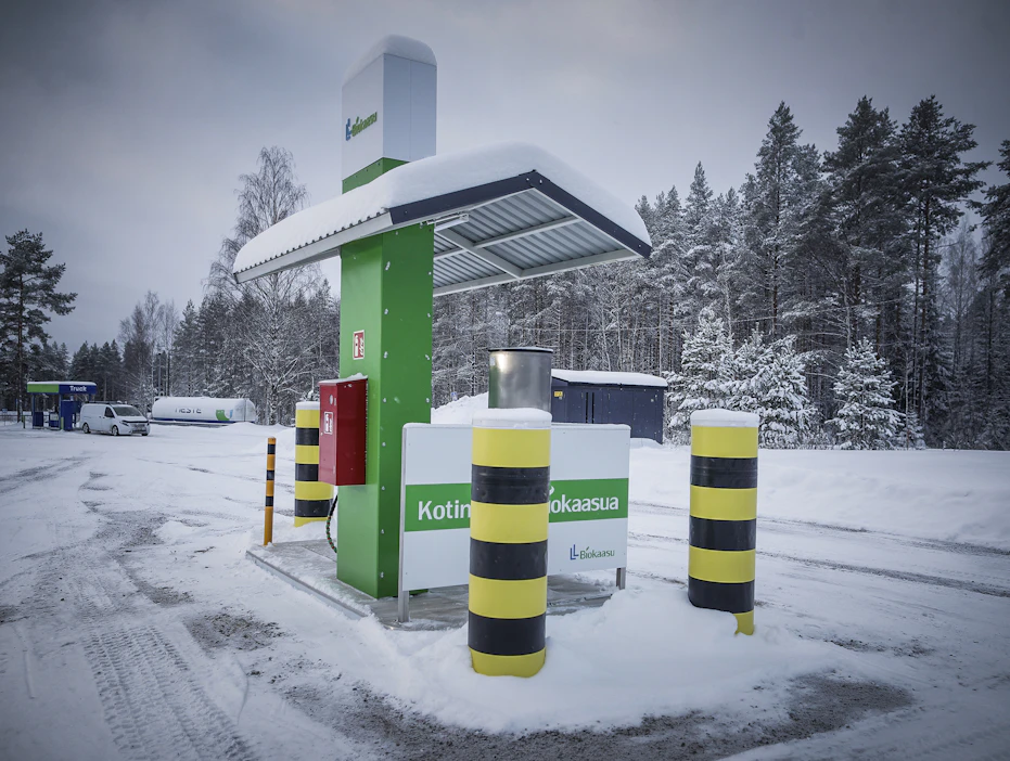 Kotimaista biokaasua voi tankata muun muassa Lievestuoreen Lämpö Oy:n biokaasupisteestä.