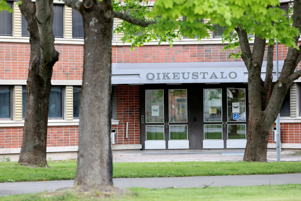 Poliisi epäilee, että lapsi kaapattiin sunnuntaina, minkä jälkeen hänet vietiin ulkomaille. LEHTIKUVA / Jussi Partanen.