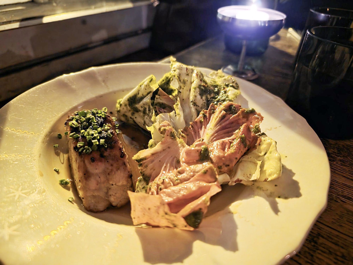 Kateenkorvan kanssa tarjottiin Castelfranco-salaattia.